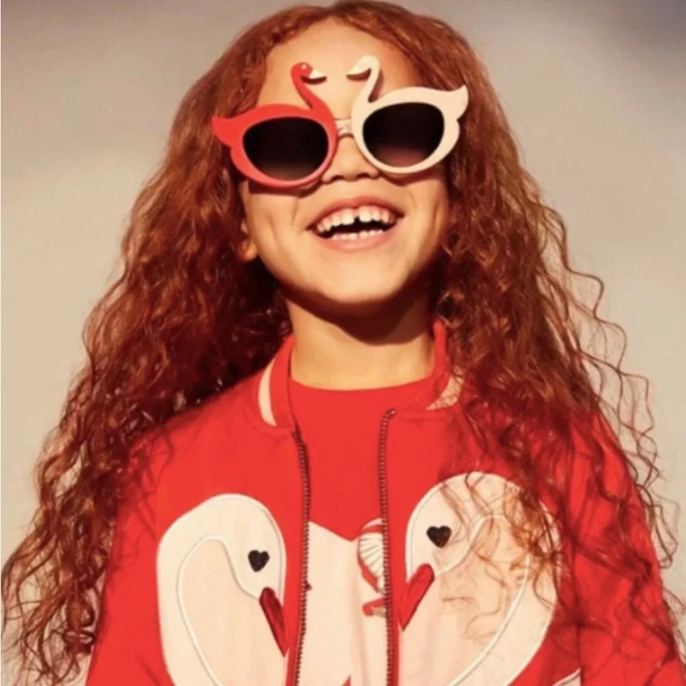 • STELLA McCARTNEY • LIMITED EDITION COLLECTION LUXURY SWAN SUNGLASSES .